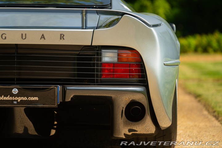 Jaguar XJ 220 1995