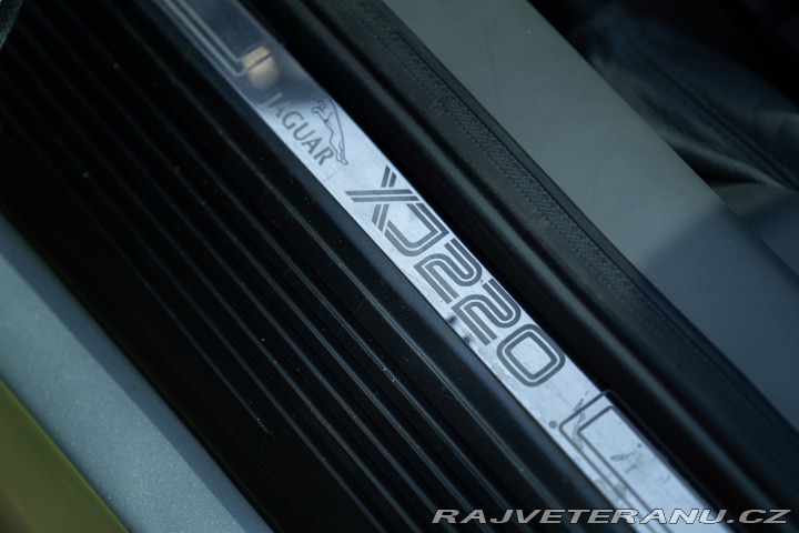 Jaguar XJ 220 1995