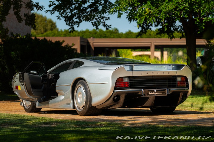 Jaguar XJ 220 1995