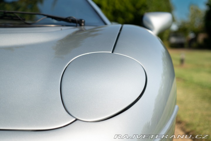 Jaguar XJ 220 1995