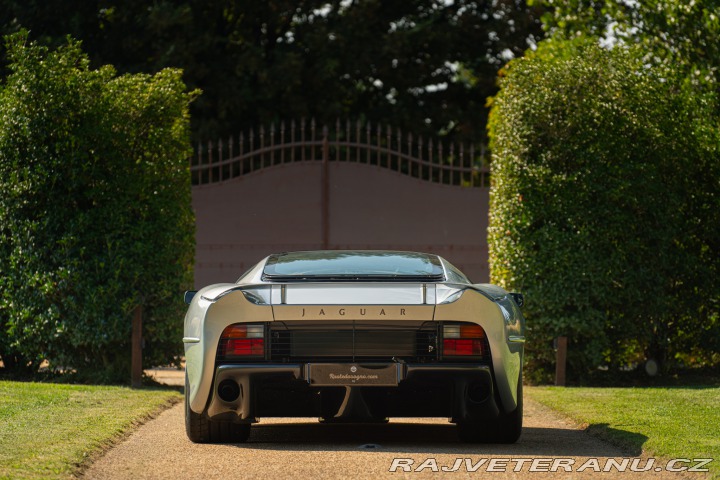 Jaguar XJ 220 1995