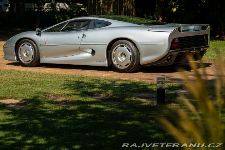 Jaguar XJ 220 1995