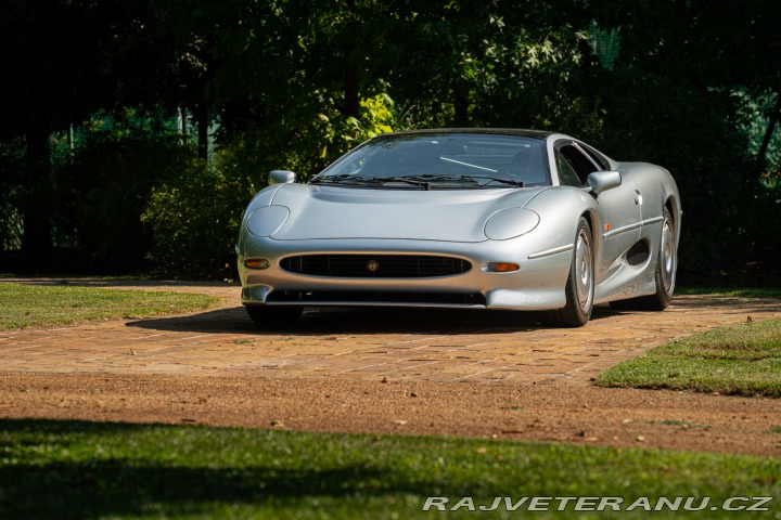 Jaguar XJ 220 1995