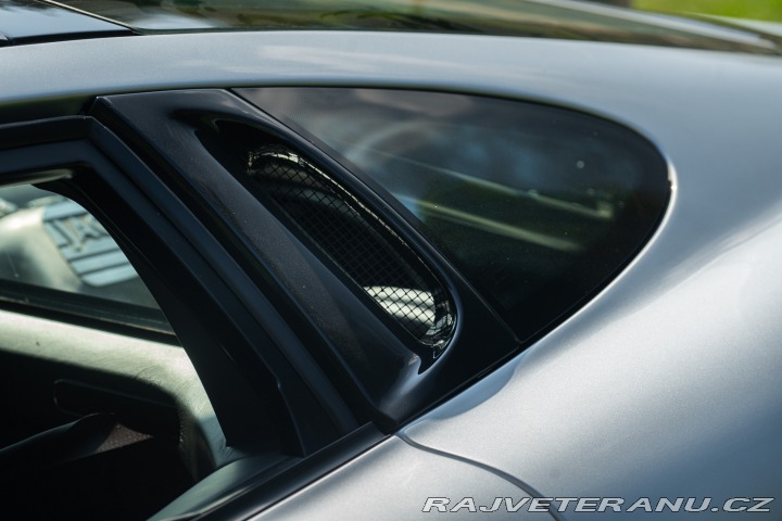 Jaguar XJ 220 1995