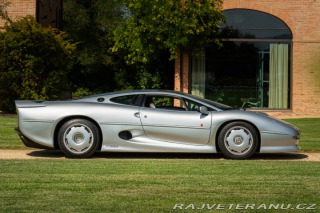 Jaguar XJ 220 1995