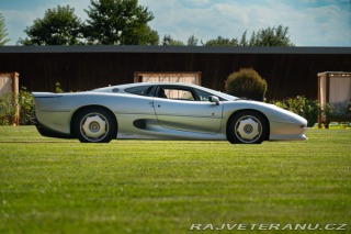 Jaguar XJ 220 1995