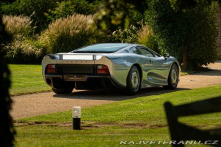 Jaguar XJ 220 1995