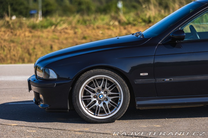 BMW M5 E39 1999