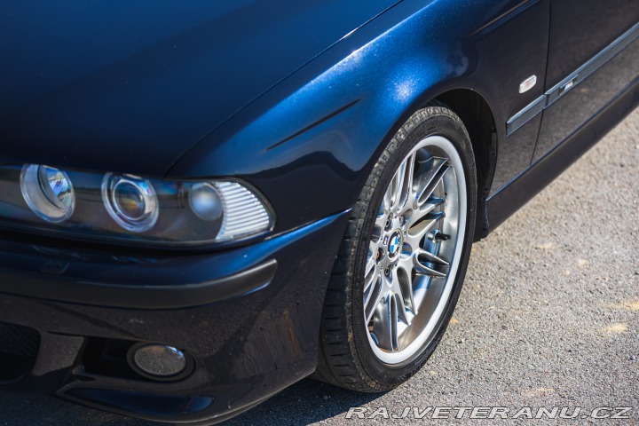 BMW M5 E39 1999