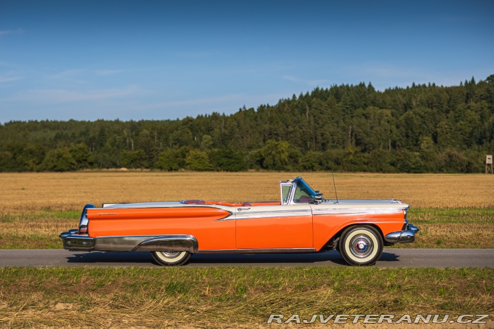 Ford Fairlane 500 Galaxie Skyline 1959