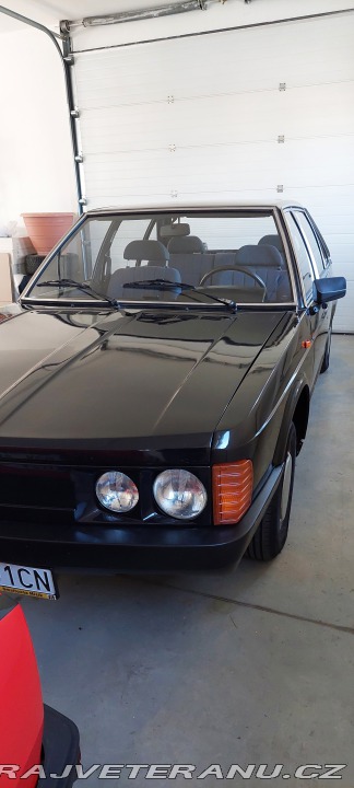 Tatra 613 1983