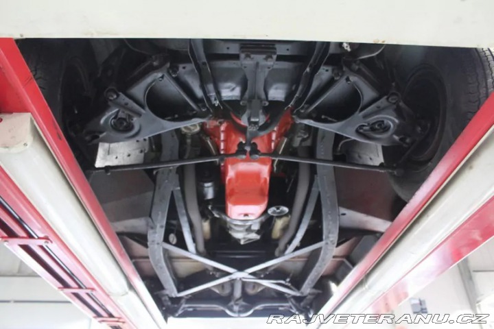 Chevrolet Corvette C1 vstřikování 1961
