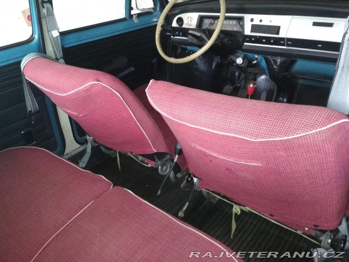Škoda 100