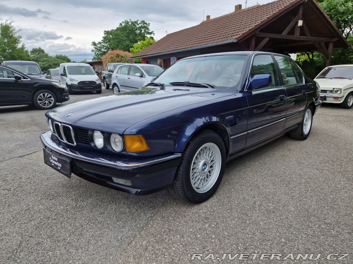 BMW 7 735i E32
