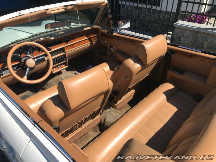 Rolls Royce Corniche