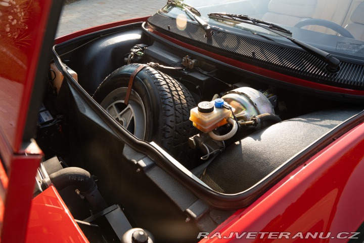 Ferrari Mondial QUATTROVALVOLE 3.0 1984