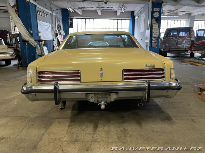 Pontiac Ostatní modely GrandVille