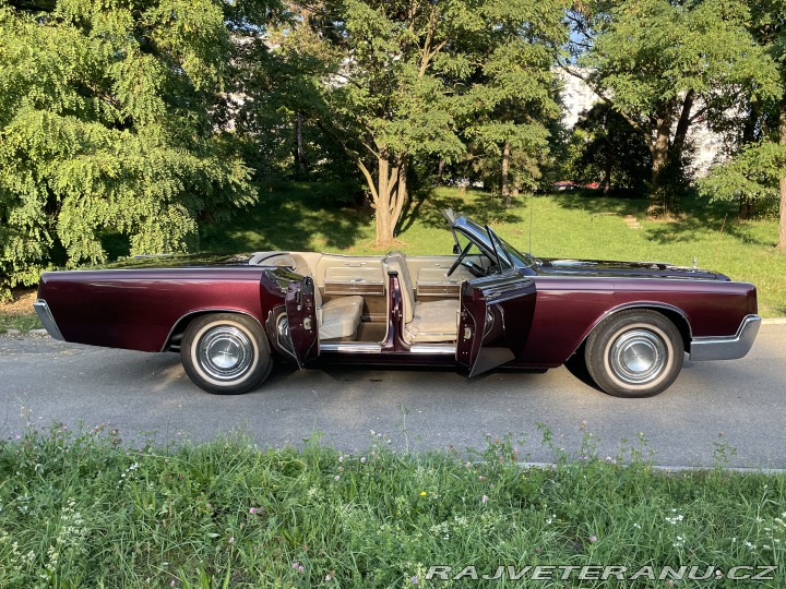 Lincoln Continental Convertible 1966