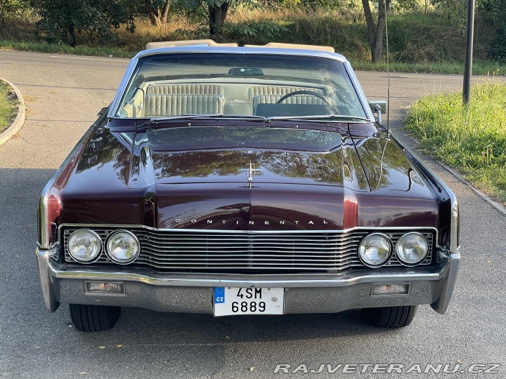 Lincoln Continental Convertible 1966