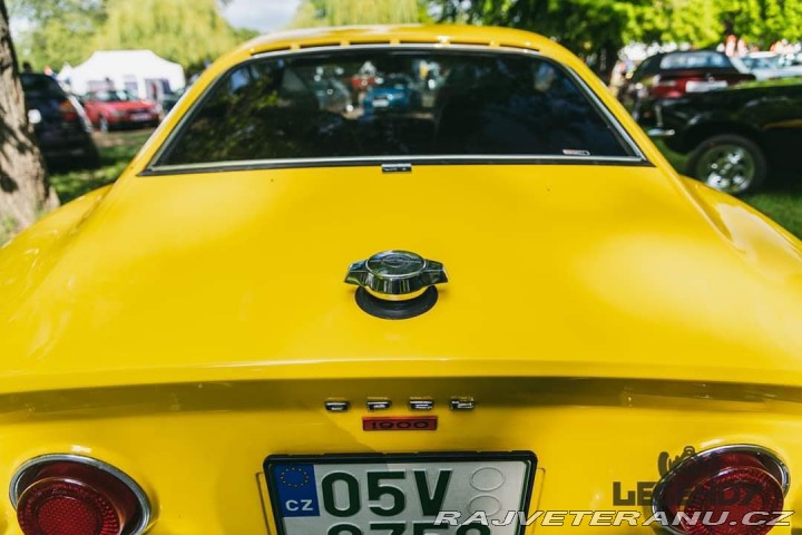 Opel GT 1900