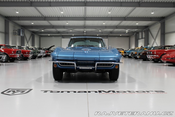 Chevrolet Corvette C2, Manual, V ČR 1966