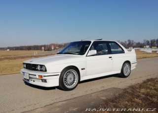 BMW M3 E30 1988