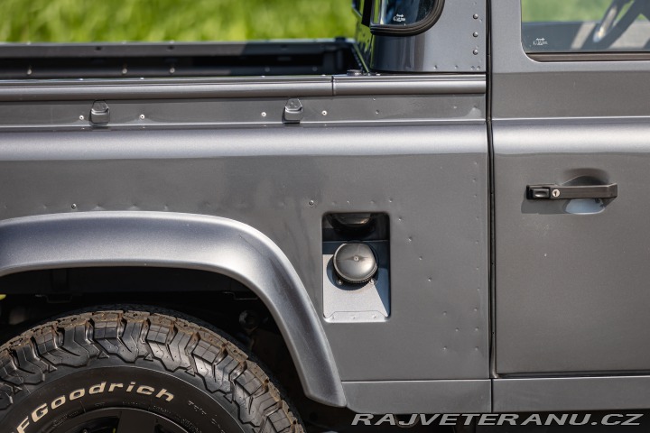 Land Rover Ostatní modely 90 PICK UP 3.5L V8 1988