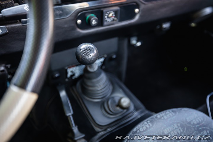 Land Rover Ostatní modely 90 PICK UP 3.5L V8 1988