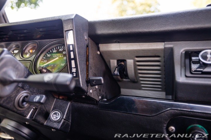 Land Rover Ostatní modely 90 PICK UP 3.5L V8 1988