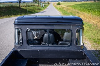 Land Rover Ostatní modely 90 PICK UP 3.5L V8 1988