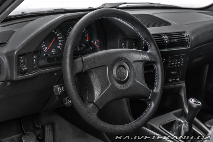 BMW M5 E34 Touring, manuál 6st. 1995