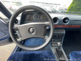 Mercedes-Benz 300 123 1983
