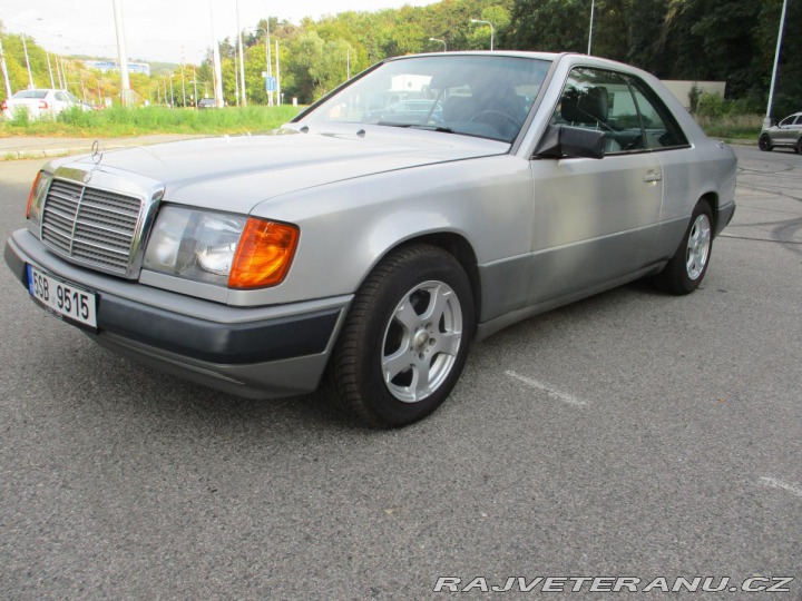 Mercedes-Benz 300 124 300CE 1988