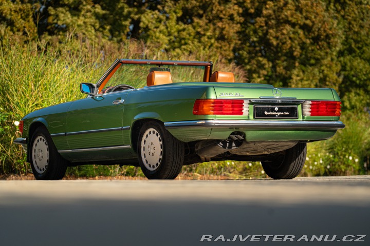 Mercedes-Benz 300 1986