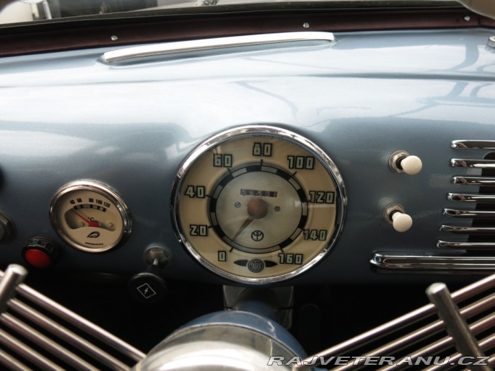 Tatra 600 Tatraplan 1952