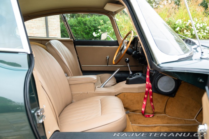 Jaguar E-Type 1964