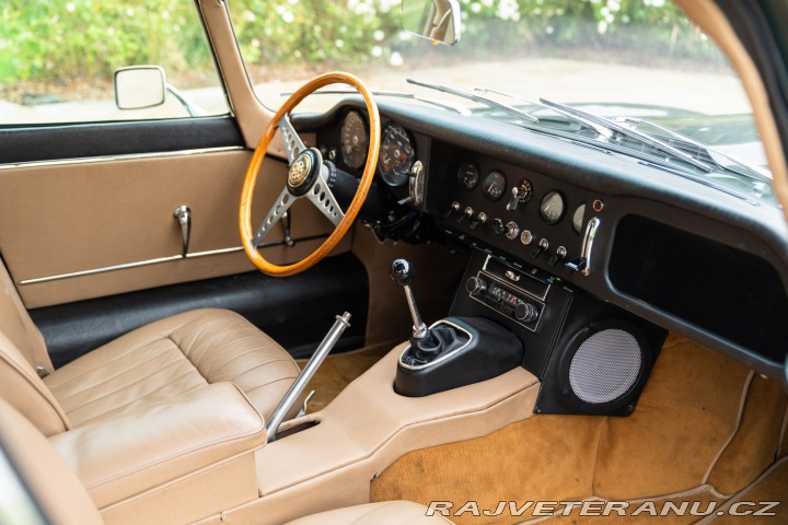 Jaguar E-Type 1964