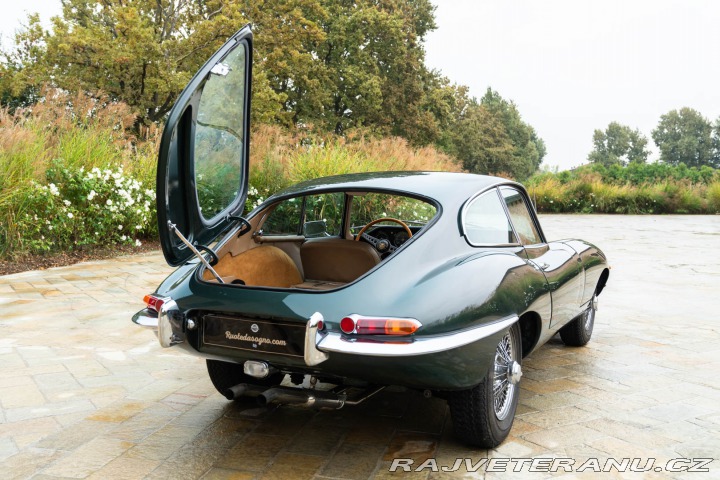 Jaguar E-Type 1964
