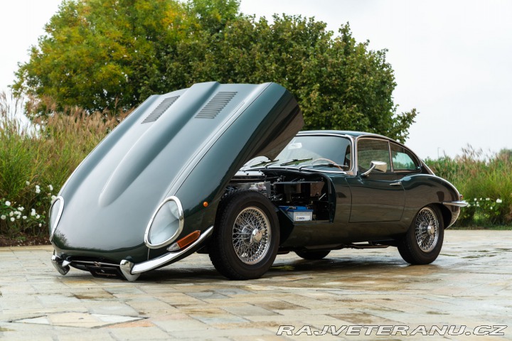 Jaguar E-Type 1964