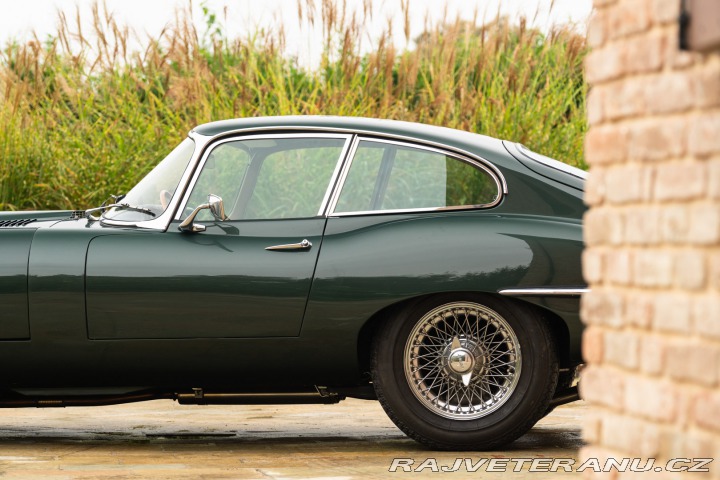 Jaguar E-Type 1964