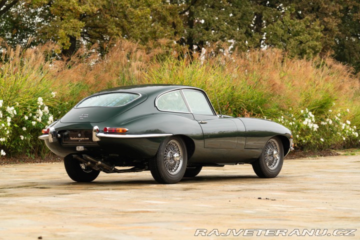 Jaguar E-Type 1964