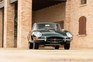 Jaguar E-Type  1964
