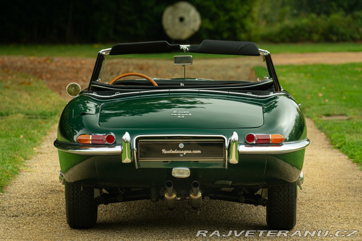 Jaguar E-Type 1966