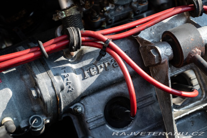 Ferrari Dino 208 GT4 1976
