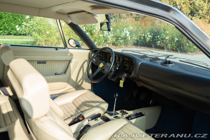 Ferrari Dino 208 GT4 1976
