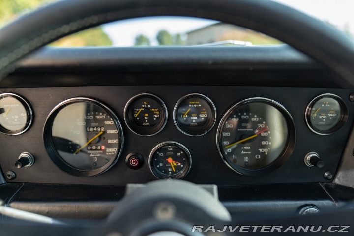 Ferrari Dino 208 GT4 1976