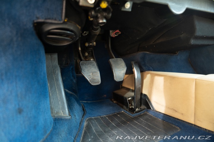 Ferrari Dino 208 GT4 1976