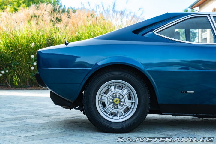 Ferrari Dino 208 GT4 1976