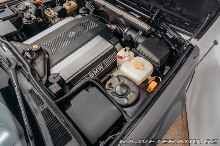 BMW 7 BMW 740iL E32 EDITION 7 1994