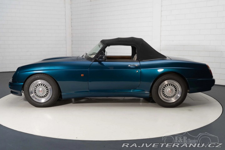 MG RV8 1993